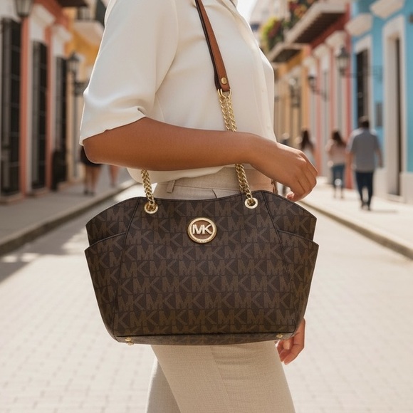 Michael Kors Jet Set Travel Leather & PVC Logo Shoulder Tote - Picture 1 of 10